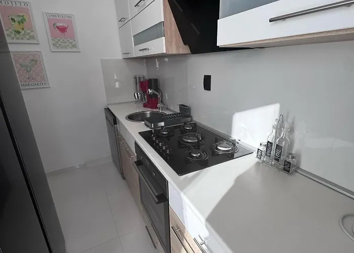 Mia Apartman *